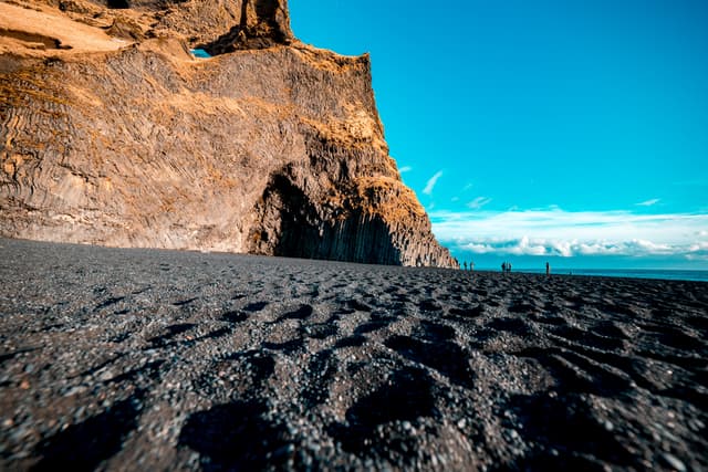 Reynisfjara black beach 